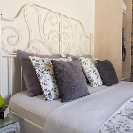 Agrotopia Theológos