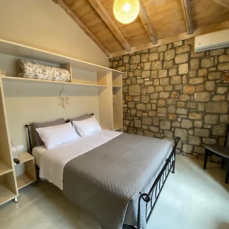 Agrotopia * Theologos (Rhodes)