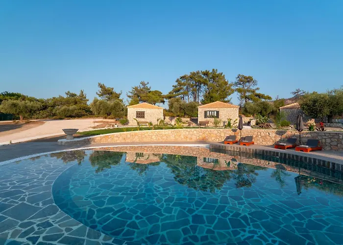 Agrotopia بيت للعطل