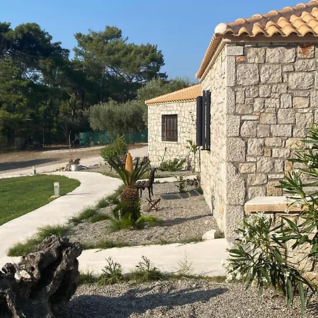 Agrotopia Theológos