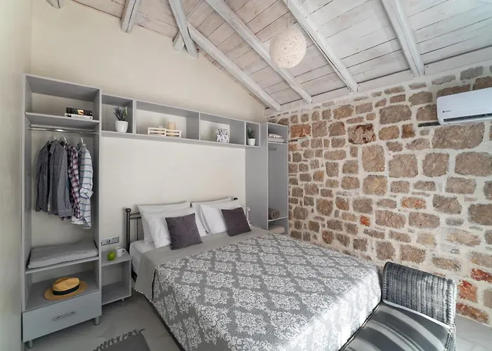 Agrotopia Holiday home *